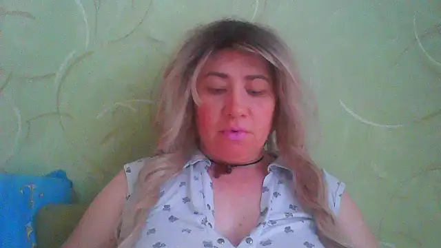 Snapshot of ClaireShannon chatting on February 2026 02:39:02 PM ClaireShannon online show from February 2026 02:39:02 PM