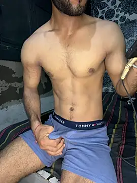 Snapshot of Fitboy07 chatting on June 2026 11:05:01 PM Fitboy07 online show from June 2026 11:05:01 PM
