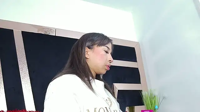 Kassandra xxx online show from June 2026 04:28:01 AM