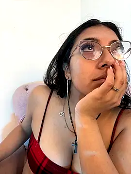 Snapshot of Dafne_se chatting on December 2025 12:06:01 AM Dafne se online show from December 2025 12:06:01 AM