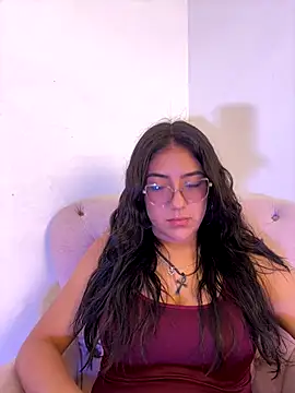 Snapshot of Dafne_se chatting on December 2025 01:57:01 AM Dafne se online show from December 2025 01:57:01 AM