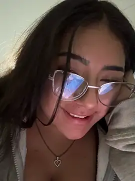Dafne se online show from July 2026 01:30:02 AM