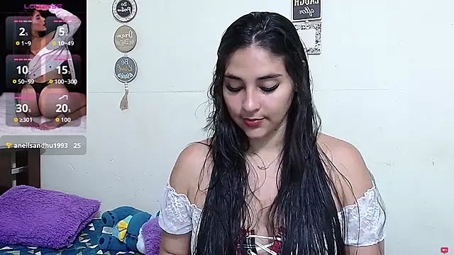 Snapshot of rose_towers4 chatting on February 2026 11:39:01 PM rose towers4 online show from February 2026 11:39:01 PM