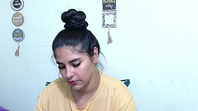 Snapshot of rose_towers4 chatting on April 2026 10:09:02 AM rose towers4 online show from April 2026 10:09:02 AM