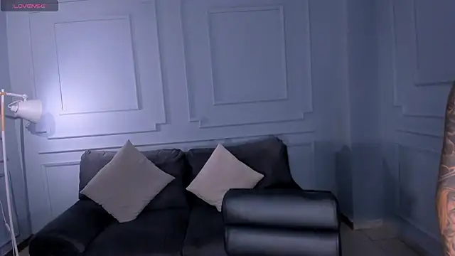 Snapshot of AmbarOwens chatting on February 2026 01:42:02 AM AmbarOwens online show from February 2026 01:42:02 AM