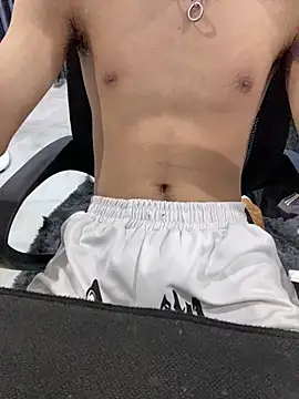 Snapshot of xiao_men chatting on December 2025 08:21:02 AM xiao men online show from December 2025 08:21:02 AM