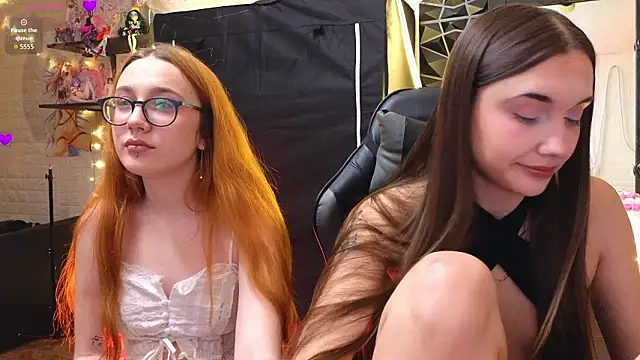 Snapshot of sunny_luna chatting on March 2026 04:20:01 PM sunny luna online show from March 2026 04:20:01 PM