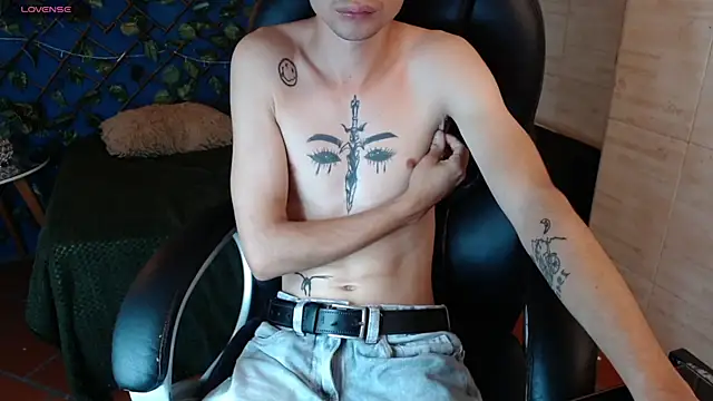 Snapshot of LucassSmith11 chatting on January 2026 11:46:02 AM LucassSmith11 online show from January 2026 11:46:02 AM