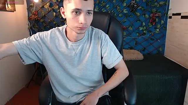 Snapshot of LucassSmith11 chatting on January 2026 11:25:01 AM LucassSmith11 online show from January 2026 11:25:01 AM