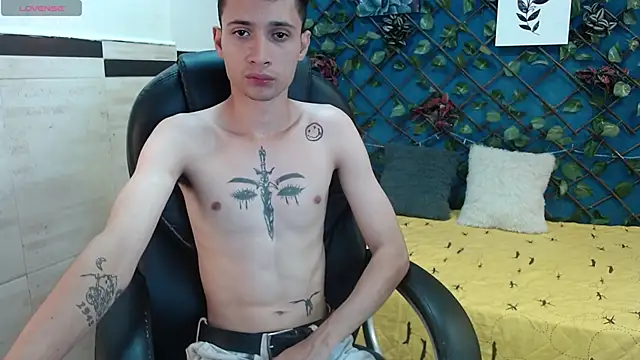 LucassSmith11 online show from June 2026 03:22:02 PM