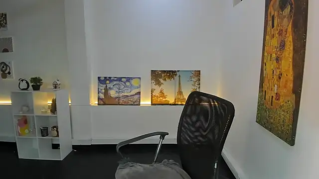 Snapshot of SwettieSammy chatting on January 2026 12:07:02 PM SwettieSammy online show from January 2026 12:07:02 PM