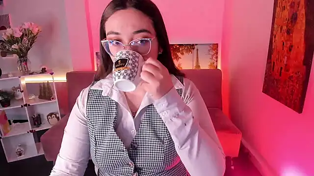 SwettieSammy online show from March 2026 12:09:01 PM