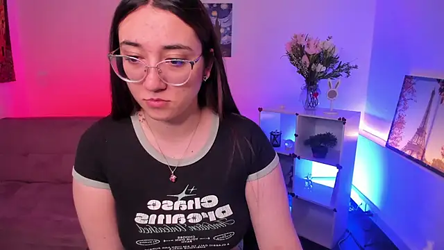 SwettieSammy online show from June 2026 12:18:02 PM