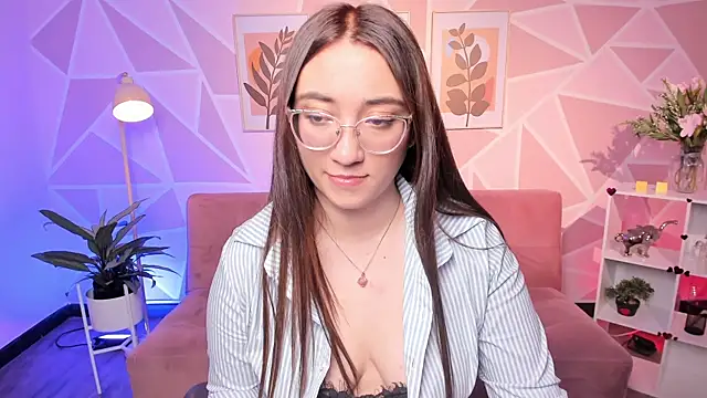SwettieSammy online show from July 2026 02:13:01 PM