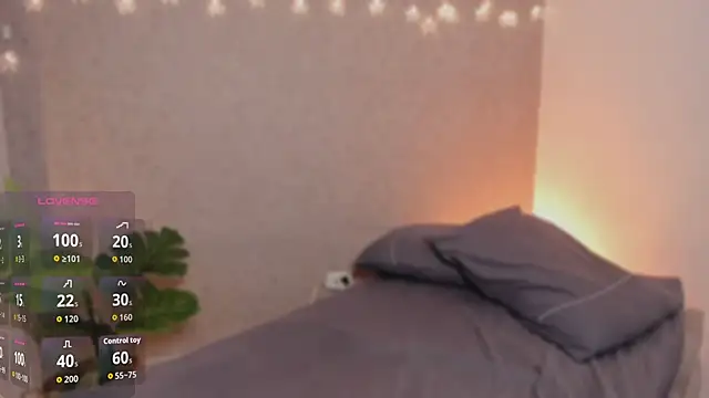 Snapshot of miah_luv chatting on January 2026 08:01:01 PM miah luv online show from January 2026 08:01:01 PM