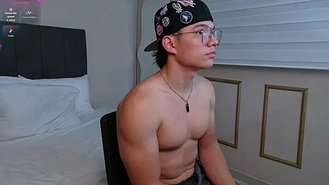 Snapshot of Thony_Big chatting on February 2026 07:12:01 PM Thony Big online show from February 2026 07:12:01 PM