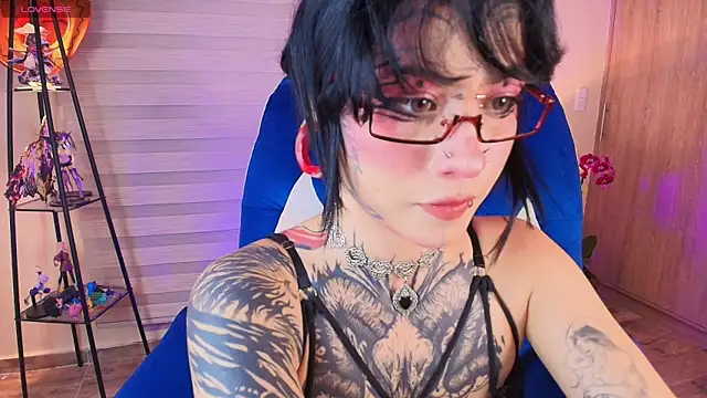 Snapshot of AryRousse chatting on February 2026 03:24:01 AM AryRousse online show from February 2026 03:24:01 AM