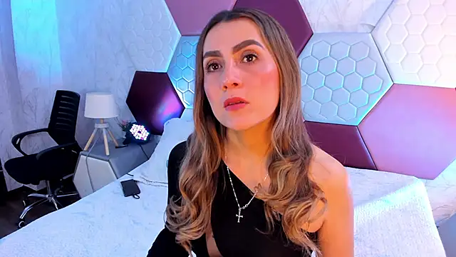 Snapshot of AriaRous chatting on January 2026 03:50:01 PM AriaRous online show from January 2026 03:50:01 PM