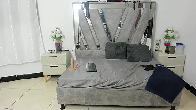 Snapshot of ZoeJhonsom chatting on February 2026 08:13:02 PM ZoeJhonsom online show from February 2026 08:13:02 PM