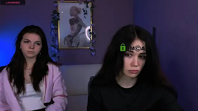 Snapshot of mikameovv chatting on December 2025 09:11:02 PM mikameovv online show from December 2025 09:11:02 PM