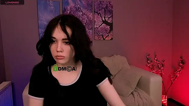 Snapshot of mikameovv chatting on February 2026 08:14:02 PM mikameovv online show from February 2026 08:14:02 PM