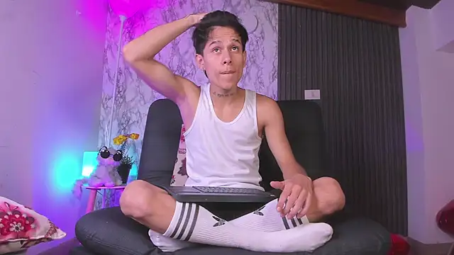 Snapshot of Jake_beach_ chatting on February 2026 02:53:01 AM Jake beach online show from February 2026 02:53:01 AM