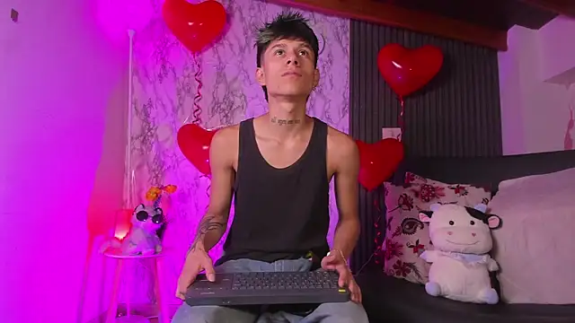 Snapshot of Jake_beach_ chatting on February 2026 01:56:02 AM Jake beach online show from February 2026 01:56:02 AM