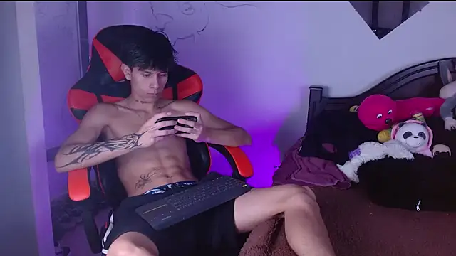 Jake beach  online show from March 2026 07:19:01 PM