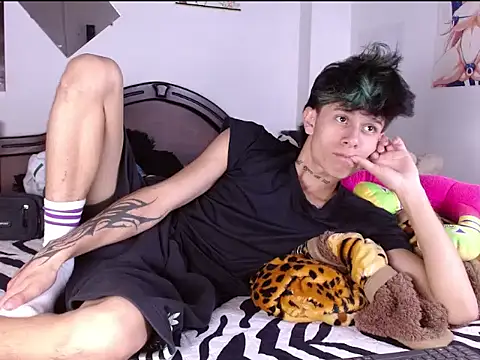 Jake beach  online show from March 2026 10:58:01 PM