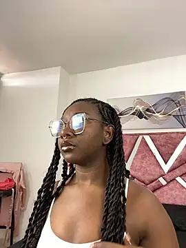 Snapshot of ZahhyGrey chatting on February 2026 09:00:02 PM ZahhyGrey online show from February 2026 09:00:02 PM