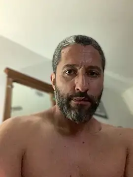 Snapshot of Calientesensible chatting on March 2026 11:07:02 PM Calientesensible online show from March 2026 11:07:02 PM