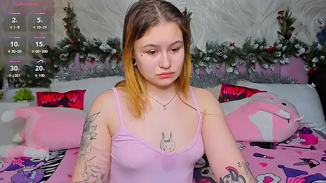 MilanaXHoney online show from December 2025 01:13:01 AM