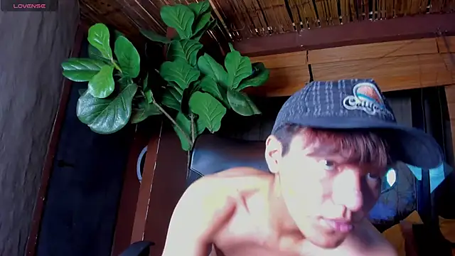 isaac grimm online show from April 2026 02:55:01 AM