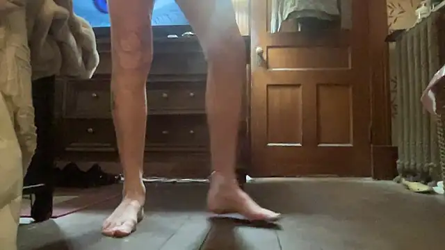 Snapshot of Tom03276 chatting on February 2026 03:33:01 AM Tom03276 online show from February 2026 03:33:01 AM