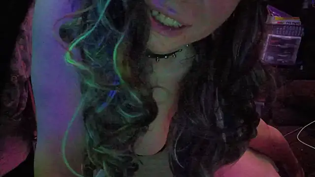 Snapshot of spunfoxxx chatting on January 2026 08:03:02 PM spunfoxxx online show from January 2026 08:03:02 PM