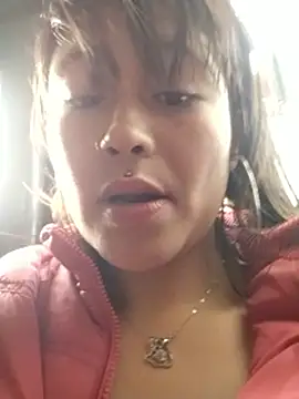 Snapshot of Mariana_eclipse chatting on December 2025 12:10:01 PM Mariana eclipse online show from December 2025 12:10:01 PM