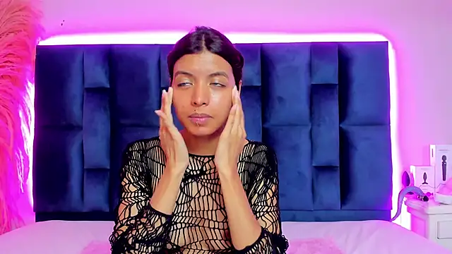 Snapshot of GrishaMochka chatting on February 2026 12:21:01 PM GrishaMochka online show from February 2026 12:21:01 PM