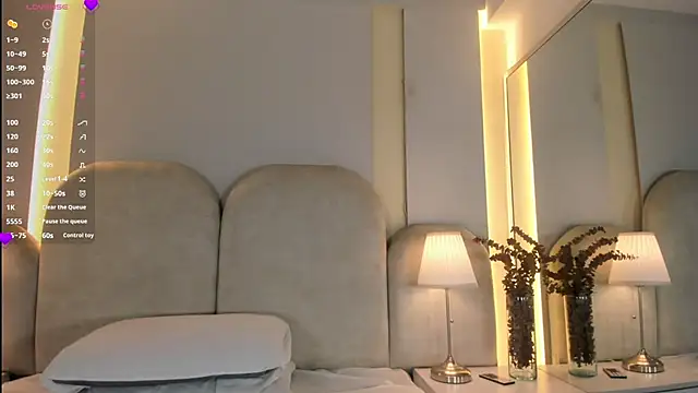 Alicia Monroe  online show from June 2026 11:59:02 AM