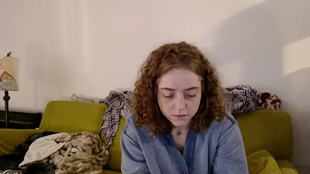 DeliaBlew online show from December 2025 02:10:02 PM