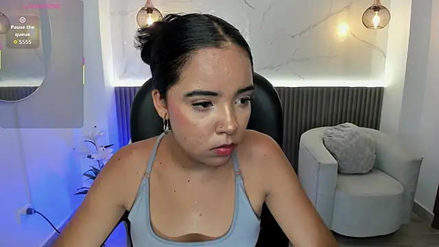 alana martiins online show from July 2026 07:07:01 PM