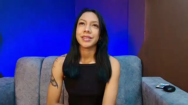 Snapshot of brunette_candyy_ chatting on February 2026 01:18:02 PM brunette candyy online show from February 2026 01:18:02 PM