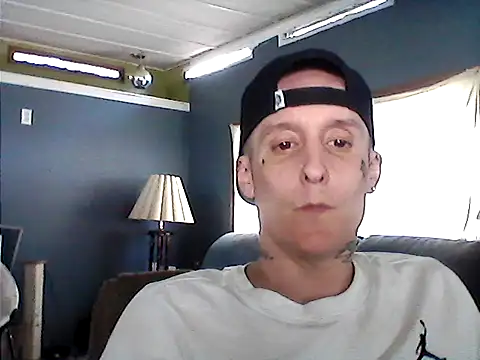 lottatoxicshyt online show from May 2026 02:25:01 PM