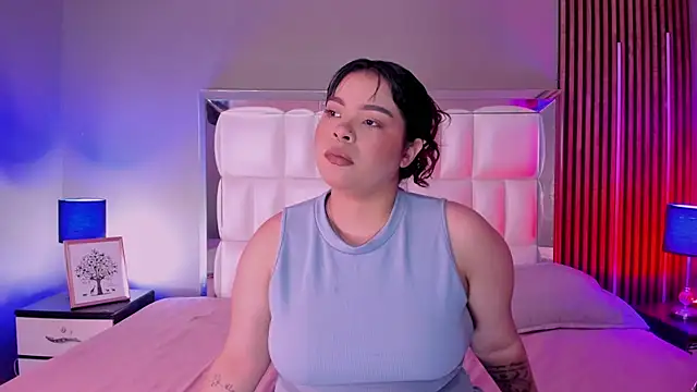 Snapshot of xCharlotte_20 chatting on February 2026 08:05:02 PM xCharlotte 20 online show from February 2026 08:05:02 PM