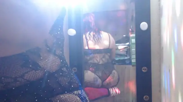 karolbb0 online show from July 2026 10:13:02 AM