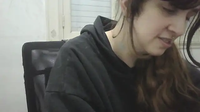 Darkytah online show from January 2026 01:27:02 PM