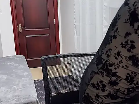 A-ZJunn online show from December 2025 11:48:02 AM