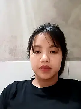 Pretty-haert online show from April 2026 05:17:01 PM