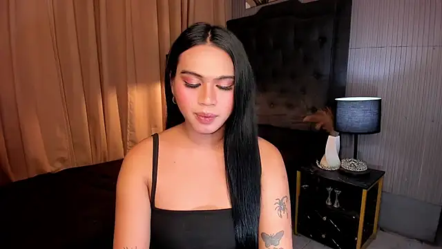 Snapshot of asianhugecockjulia chatting on February 2026 07:39:01 PM asianhugecockjulia online show from February 2026 07:39:01 PM