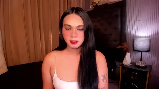 Snapshot of asianhugecockjulia chatting on February 2026 02:05:02 PM asianhugecockjulia online show from February 2026 02:05:02 PM