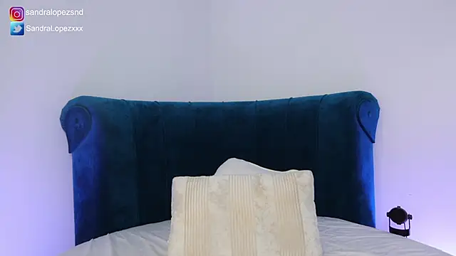 Snapshot of SandraLopezxx chatting on February 2025 09:48:02 PM SandraLopezxx online show from February 2025 09:48:02 PM